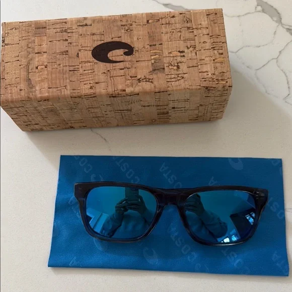 Costa Black Frames with Blue Lenses Sunglasses - Picture 1 of 6